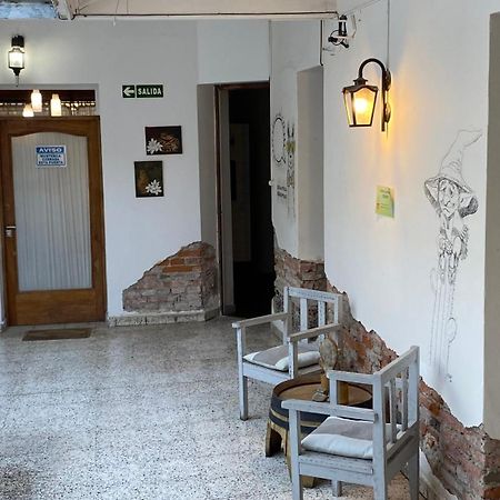Alojamiento En El Centro De Salta - Casaguemessalta Ngoại thất bức ảnh