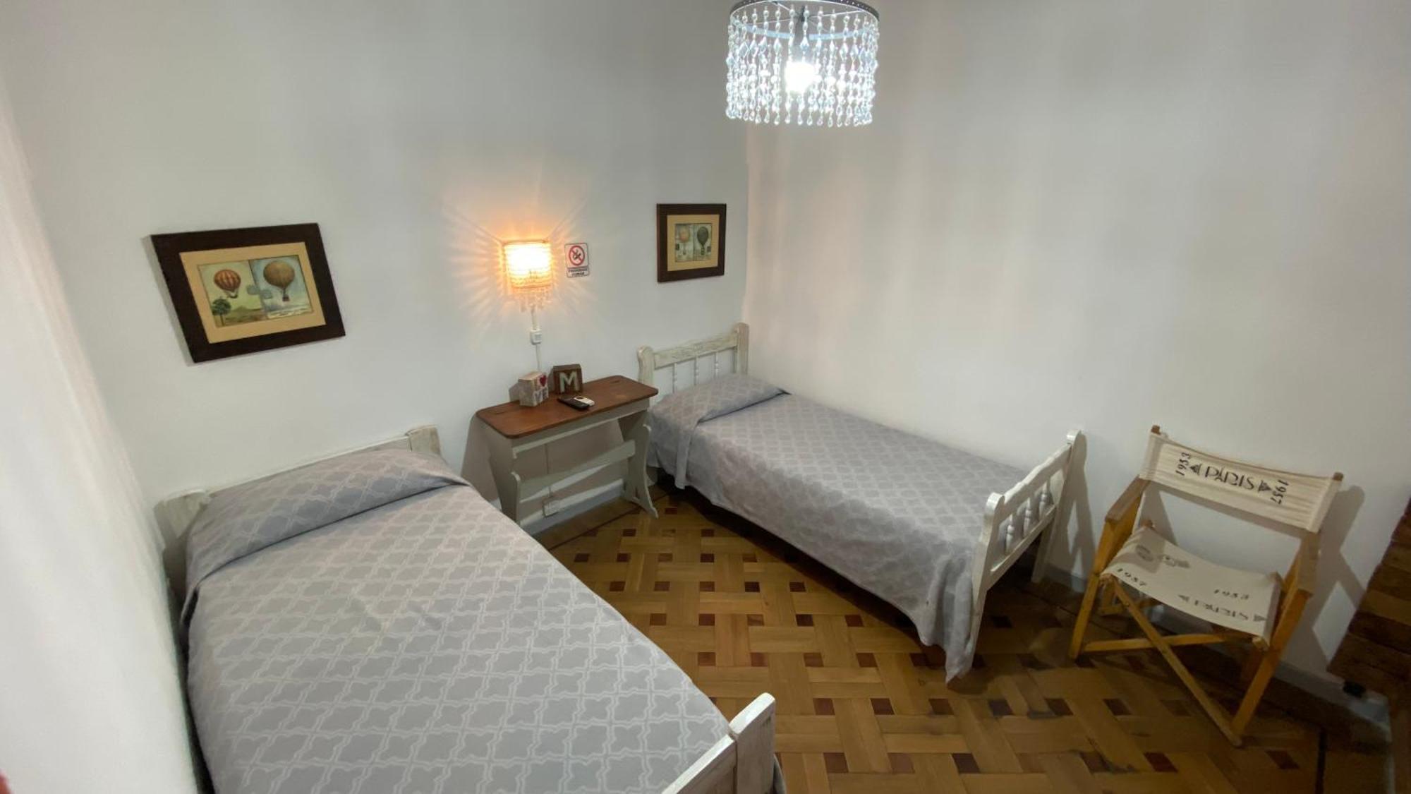 Alojamiento En El Centro De Salta - Casaguemessalta Ngoại thất bức ảnh